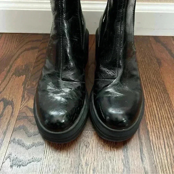 Karl Lagerfeld Women’s Bernadette Bootie Boots Patten Leather Chunky Heel Sz 8 M - Picture 14 of 16